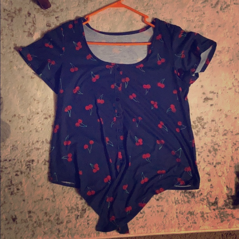 Short sleeve blouse